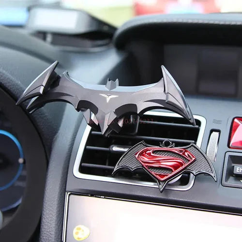 Bat-shaped gravity car phone holder