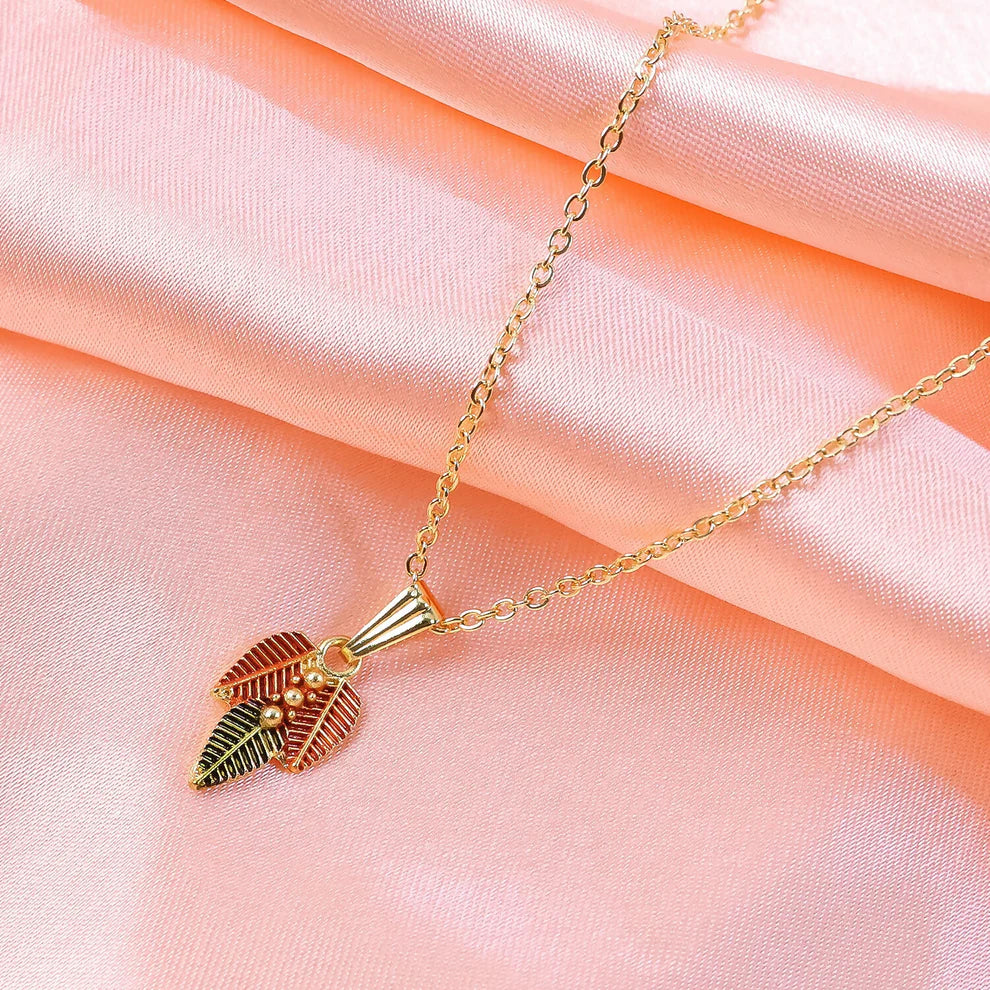Gold-Plated Nature-Inspired Leaf Pendant Necklace for Women