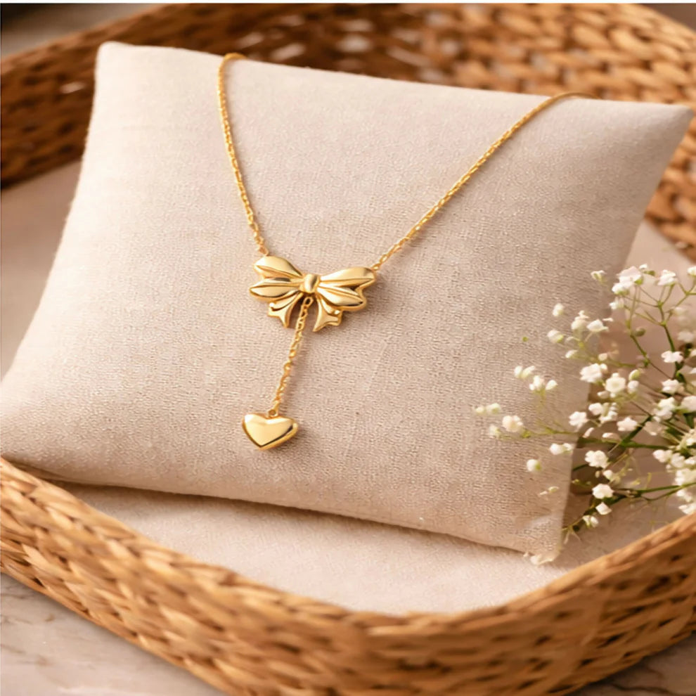 Elegant Gold Bow Lariat Necklace – Delicate Heart Drop Pendant for Timeless Style