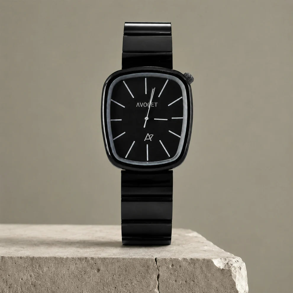 Midnight Edge – Minimalist Black Square Watch